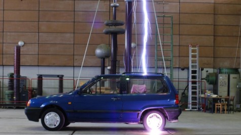 Blitzerzeugung, Faraday’scher Käfig